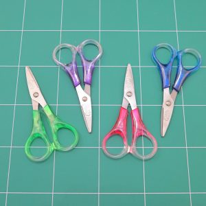 GUNTING KERTAS KECIL STAINLESS LADY POP SM-245T4 4 1/2 INCH 1 LUSIN