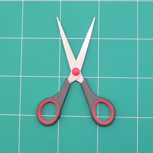 GUNTING KERTAS KECIL XU YAN 6 " INCH