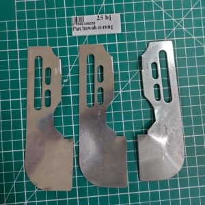 PLAT BAWAH CORONG MESIN JAHIT KAM W500