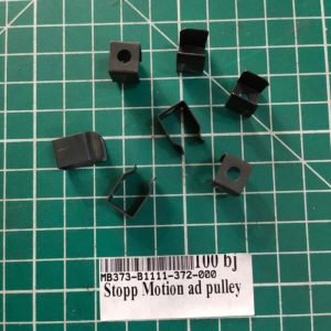 B1111-372-000 STOP MOTION AD PULLEY COVER SPRING MESIN JUKI MB 373