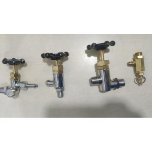 KRAN CORONG ISI AIR KOMPOR SETRIKA UAP GB27 CABANG TIGA