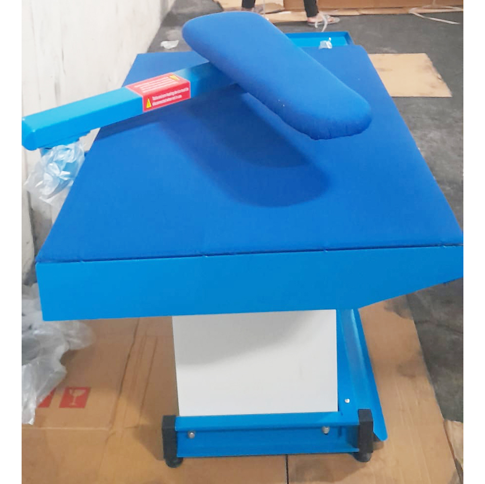 MEJA GOSOK / SETRIKA VACUUM BENHO BH1201H (DENGAN PEMANAS) MEJA GOSOK / SETRIKA VACUUM BENHO BH1201H (DENGAN PEMANAS)